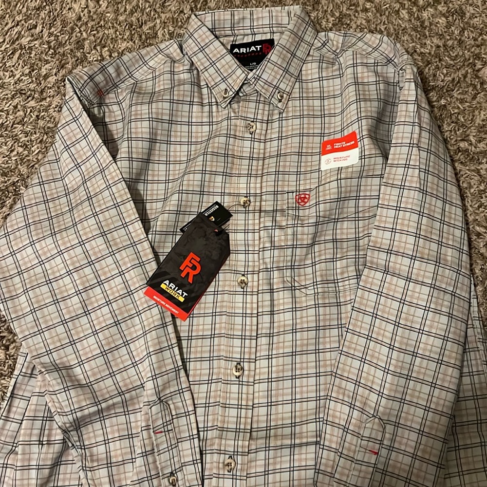 FR Ariat shirt